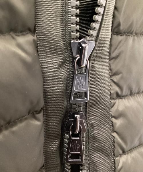 MONCLER（モンクレール）MONCLER (モンクレール) MAGLIONE TRICOT CARDIGAN（マリオーネ トリコ カーディガン） カーキ サイズ:Mの古着・服飾アイテム