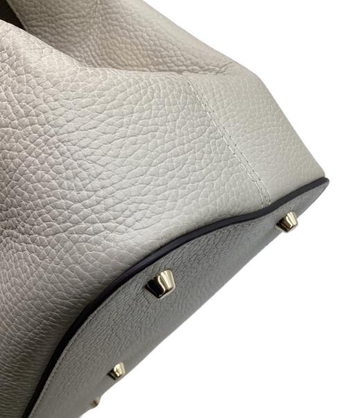 FURLA（フルラ）FURLA (フルラ) DAFNE S HOBO 2WAYバッグ アイボリーの古着・服飾アイテム