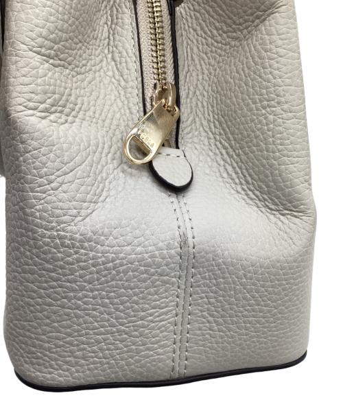 FURLA（フルラ）FURLA (フルラ) DAFNE S HOBO 2WAYバッグ アイボリーの古着・服飾アイテム