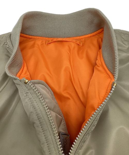 ALPHA INDUSTRIES（アルファインダストリーズ）ALPHA INDUSTRIES (アルファインダストリーズ) MA-1 FLIGHT JACKET（MA-1 フライトジャケット） ベージュ×オレンジ サイズ:Mの古着・服飾アイテム