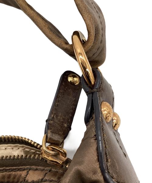 TOD'S（トッズ）TOD'S (トッズ) ショルダーバッグ ブラウンの古着・服飾アイテム