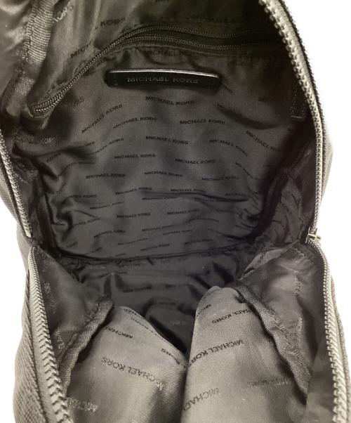 MICHAEL KORS（マイケルコース）MICHAEL KORS (マイケルコース) グレイソン スリングバッグ ブラックの古着・服飾アイテム