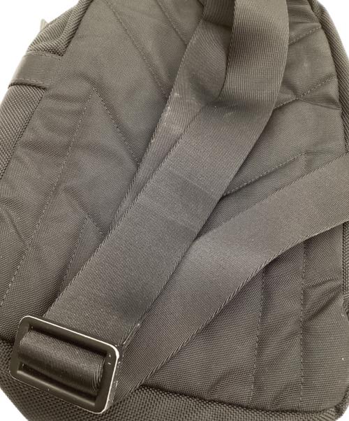 MICHAEL KORS（マイケルコース）MICHAEL KORS (マイケルコース) グレイソン スリングバッグ ブラックの古着・服飾アイテム