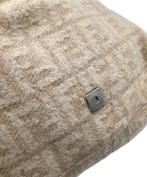 FENDI（フェンディ）FENDI (フェンディ) マンマバケット ズッカ ショルダーバッグ アイボリーの古着・服飾アイテム
