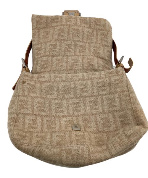 FENDI（フェンディ）FENDI (フェンディ) マンマバケット ズッカ ショルダーバッグ アイボリーの古着・服飾アイテム