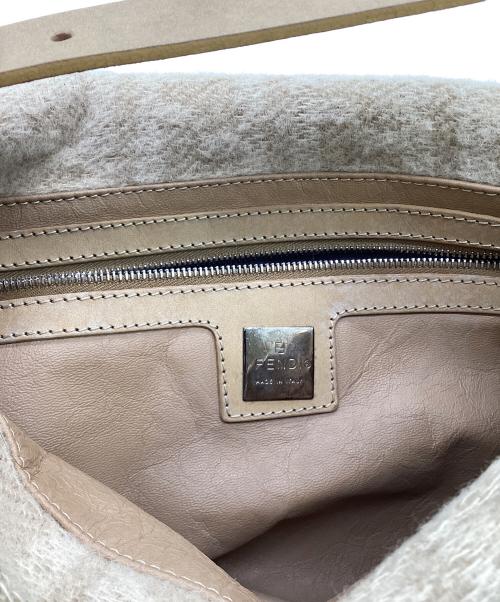 FENDI（フェンディ）FENDI (フェンディ) マンマバケット ズッカ ショルダーバッグ アイボリーの古着・服飾アイテム