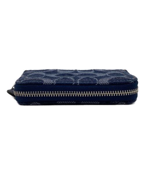 COACH（コーチ）COACH (コーチ) エッセンシャル スモール ジップ アラウンド カード ケース・シグネチャー デニム インディゴの古着・服飾アイテム