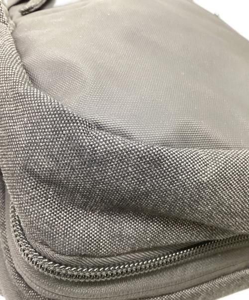 Incase（インケース）Incase (インケース) トラベルバッグパック グレーの古着・服飾アイテム