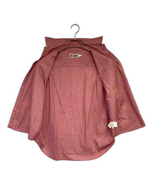 A BATHING APE（アベイシングエイプ）A BATHING APE (アベイシングエイプ) 半袖シャツ レッド サイズ:Sの古着・服飾アイテム