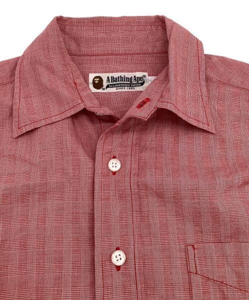 A BATHING APE（アベイシングエイプ）A BATHING APE (アベイシングエイプ) 半袖シャツ レッド サイズ:Sの古着・服飾アイテム