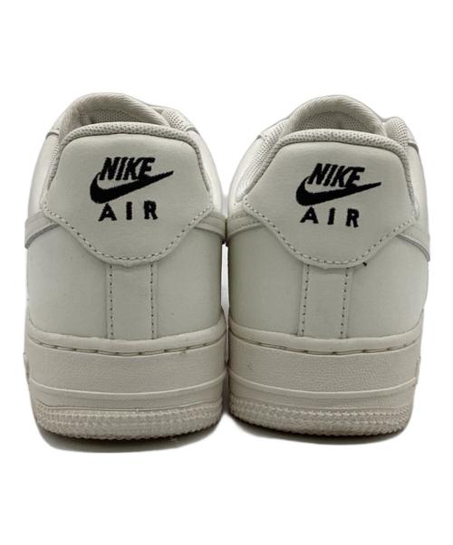 NIKE（ナイキ）NIKE (ナイキ) W AIR FORCE 1 '07 ESS（ウィメンズ エアフォース1 '07 エッセンシャル）スニーカー ホワイト サイズ:23㎝の古着・服飾アイテム