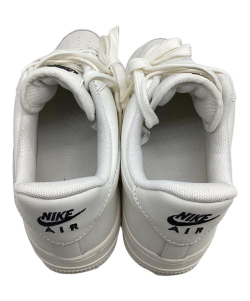 NIKE（ナイキ）NIKE (ナイキ) W AIR FORCE 1 '07 ESS（ウィメンズ エアフォース1 '07 エッセンシャル）スニーカー ホワイト サイズ:23㎝の古着・服飾アイテム