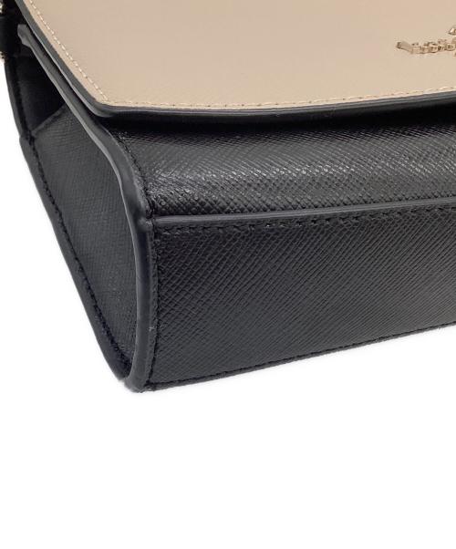 Kate Spade（ケイトスペード）Kate Spade (ケイトスペード) ステイシー カラーブロック スモール フラップ クロスボディ ベージュ×ブラックの古着・服飾アイテム
