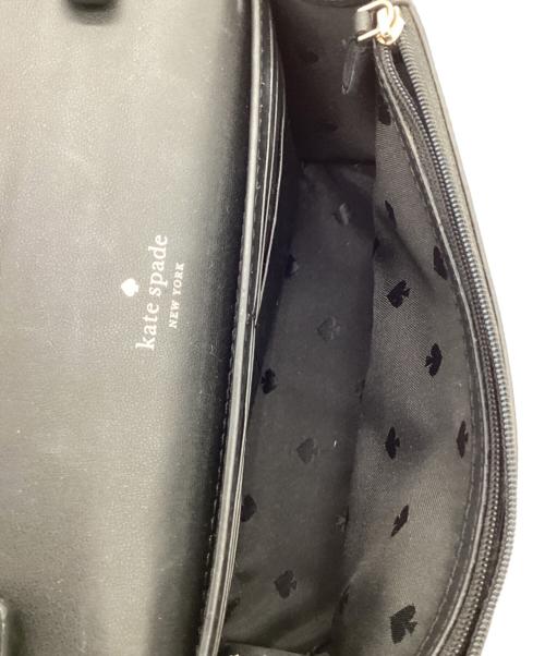 Kate Spade（ケイトスペード）Kate Spade (ケイトスペード) ステイシー カラーブロック スモール フラップ クロスボディ ベージュ×ブラックの古着・服飾アイテム