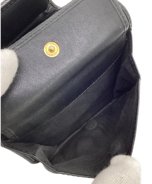 PRADA（プラダ）PRADA (プラダ) 3つ折り財布 ブラックの古着・服飾アイテム