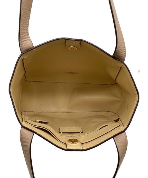 COACH（コーチ）COACH (コーチ) ホース アンド キャリッジ トート 27 ウィズ ホース アンド キャリッジ ドット プリント アイボリーの古着・服飾アイテム