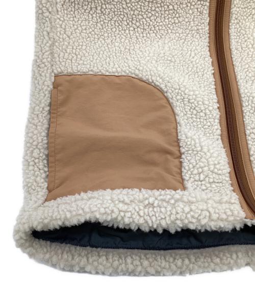 Patagonia（パタゴニア）Patagonia (パタゴニア) Kids RetroX Vest（キッズ レトロX ベスト） ベージュ×ブラウン サイズ:XL（14）の古着・服飾アイテム