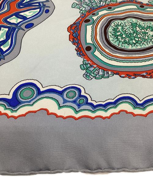 HERMES（エルメス）HERMES (エルメス) カレ ウォッシュ 90 PIERRES ET CRISTAUX（石とクリスタル）スカーフ ブルーの古着・服飾アイテム
