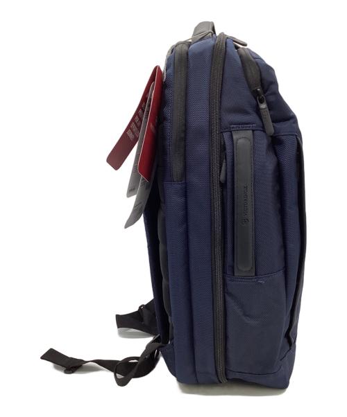 VICTORINOX（ビクトリノックス）VICTORINOX (ビクトリノックス) アルトモント プロフェッショナル デラックス トラベル ラップトップ バックパック ブルーの古着・服飾アイテム