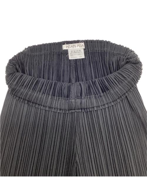 PLEATS PLEASE（プリーツプリーズ）PLEATS PLEASE (プリーツプリーズ) プリーツパンツ ブラック サイズ:3の古着・服飾アイテム