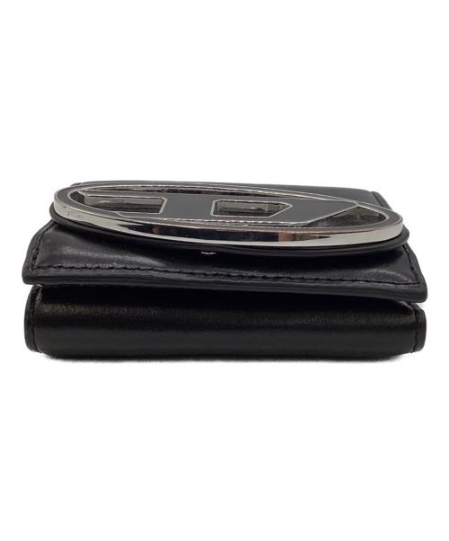 DIESEL（ディーゼル）DIESEL (ディーゼル) 1DR TRI FOLD COIN XS Ⅱ3つ折り財布 ブラックの古着・服飾アイテム