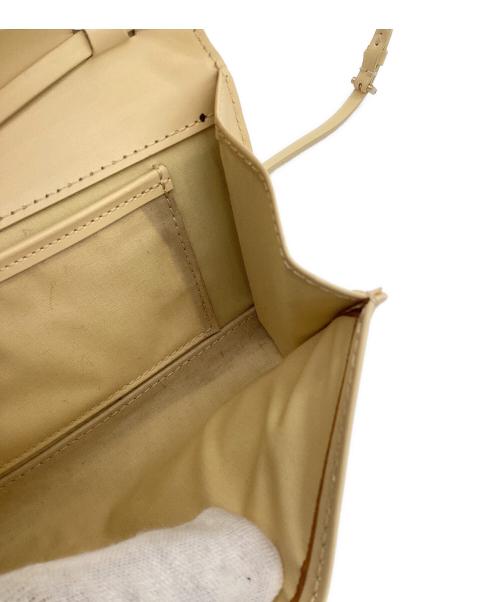 LOUIS VUITTON（ルイ ヴィトン）LOUIS VUITTON (ルイ ヴィトン) エピ オンフール ショルダーバッグ ヴァニラの古着・服飾アイテム