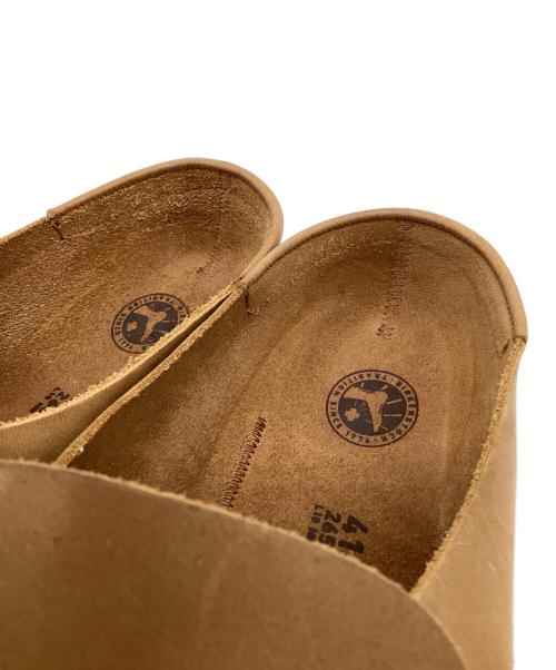 BIRKENSTOCK（ビルケンシュトック）BIRKENSTOCK (ビルケンシュトック) BUCKLEY（バックリー）オイルドレザーサンダル ブラウン サイズ:EU41の古着・服飾アイテム