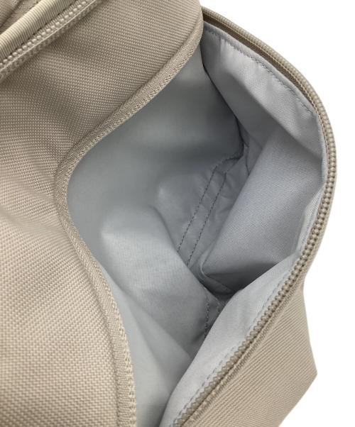 ARC'TERYX（アークテリクス）ARC'TERYX (アークテリクス) Mantis 2 Waist Pack（マンティス2 ウェストパック） アイボリーの古着・服飾アイテム