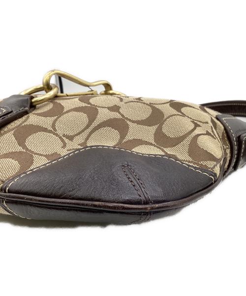COACH（コーチ）COACH (コーチ) シグネチャー ショルダーバッグ ベージュの古着・服飾アイテム