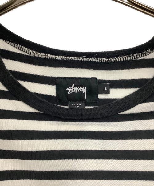 stussy（ステューシー）stussy (ステューシー) Tシャツ ホワイト×ブラック サイズ:Sの古着・服飾アイテム