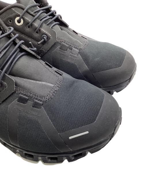 on（オン）on (オン) Cloud5 Waterproof（クラウド5 ウォータープルーフ）スニーカー ブラック サイズ:23.5㎝の古着・服飾アイテム