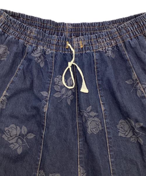 Needles（ニードルズ）Needles (ニードルズ) 8オンスデニム ローズ ジャガード ヒザデルパンツ（H.D. PANT） インディゴ サイズ:Sの古着・服飾アイテム