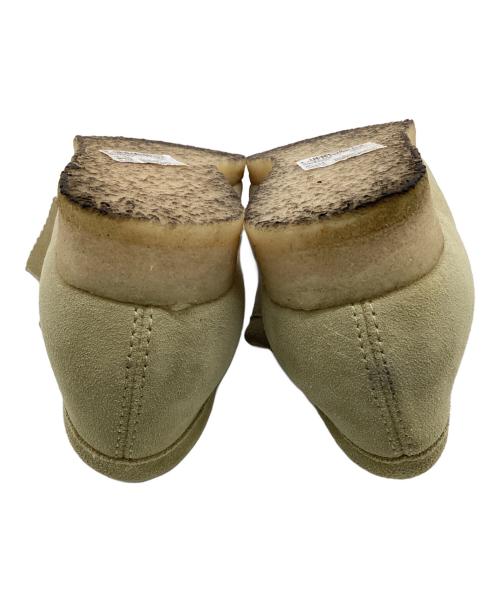 CLARKS ORIGINALS（クラークス オリジナルズ）CLARKS ORIGINALS (クラークス オリジナルズ) ワラビーシューズ ベージュ サイズ:UK8の古着・服飾アイテム
