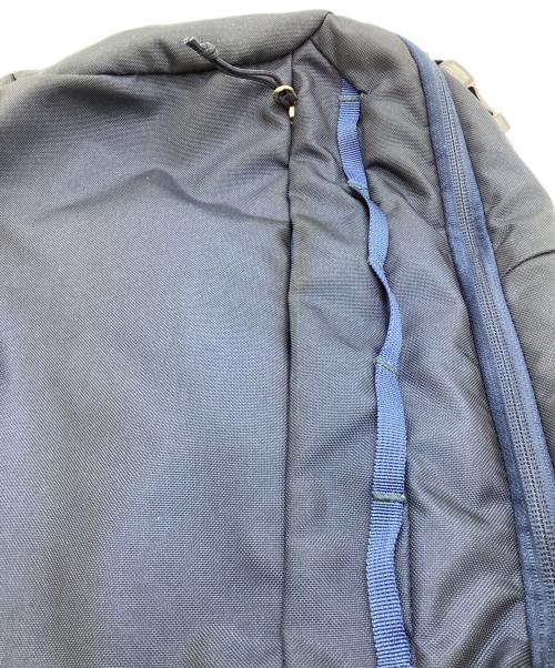 Patagonia（パタゴニア）Patagonia (パタゴニア) Tres Pack 25L（トレス パック 25L) ネイビーの古着・服飾アイテム