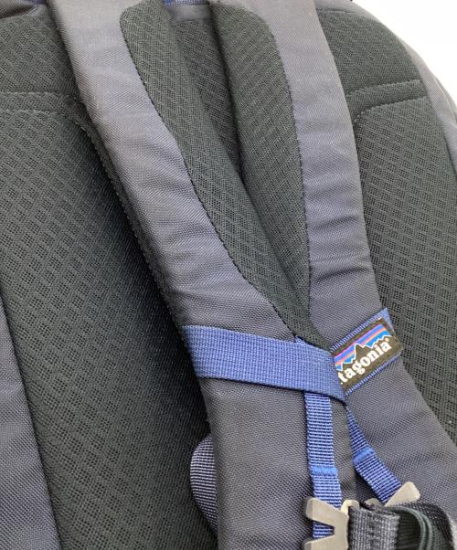 Patagonia（パタゴニア）Patagonia (パタゴニア) Tres Pack 25L（トレス パック 25L) ネイビーの古着・服飾アイテム