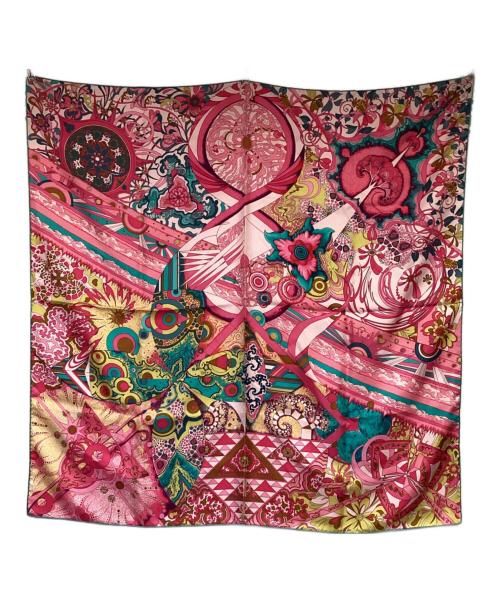 HERMES（エルメス）HERMES (エルメス) カレ90 L'Ivresse de l'Infini（無限の陶酔）スカーフ ピンクの古着・服飾アイテム