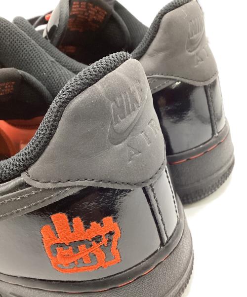 NIKE（ナイキ）NIKE (ナイキ) AIR FORCE 1 07 PRM 2（エアフォース 1 07 プレミアム）スニーカー オレンジ×ブラック サイズ:US9.5の古着・服飾アイテム