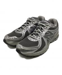 NEW BALANCE（ニューバランス）の古着「860V2 スニーカー」｜グレー