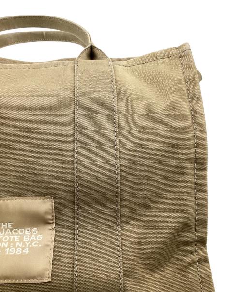 MARC JACOBS（マークジェイコブス）MARC JACOBS (マークジェイコブス) THE TOTE BAG トートバッグ オリーブの古着・服飾アイテム