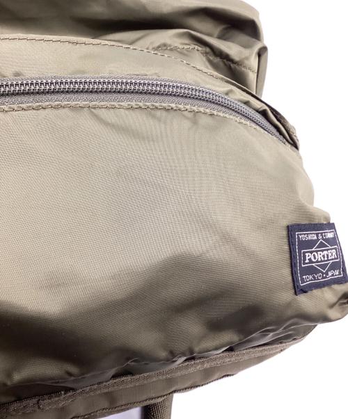 PORTER（ポーター）PORTER (ポーター) FRAME（フレーム）ショルダーバッグS オリーブの古着・服飾アイテム