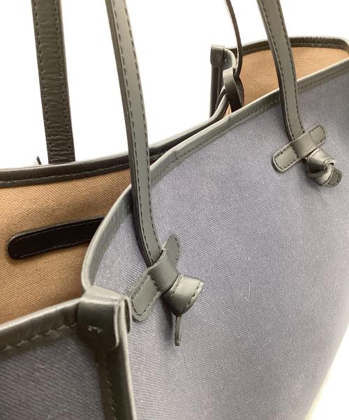 GIANNI CHIARINI（ジャンニ キアリーニ）GIANNI CHIARINI (ジャンニ キアリーニ) マルチェッラ M トートバッグ ネイビーの古着・服飾アイテム