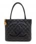 CHANEL（シャネル）の古着「復刻 マトラッセ キャビアスキン トートバッグ」｜ブラック