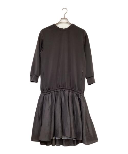 ADORE（アドーア）ADORE (アドーア) パウダリーダンボールワンピース グレー サイズ:38の古着・服飾アイテム