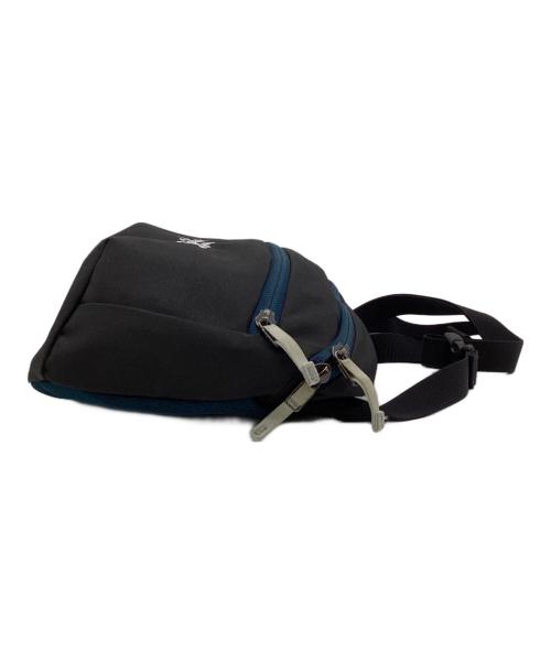 ARC'TERYX（アークテリクス）ARC'TERYX (アークテリクス) Mantis 2 Waist Pack（マンティス 2 ウエストパック） ブラック×ネイビーの古着・服飾アイテム