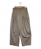 mizuiro-ind×URBAN RESEARCH DOORSミズイロインド×アーバンリサーチドアーズ）の古着「high waist tuck pants（ハイウェスト タック パンツ）」｜ライトグレー