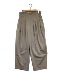 mizuiro-ind×URBAN RESEARCH DOORS（ミズイロインド×アーバンリサーチドアーズ）の古着「high waist tuck pants（ハイウェスト タック パンツ）」｜ライトグレー
