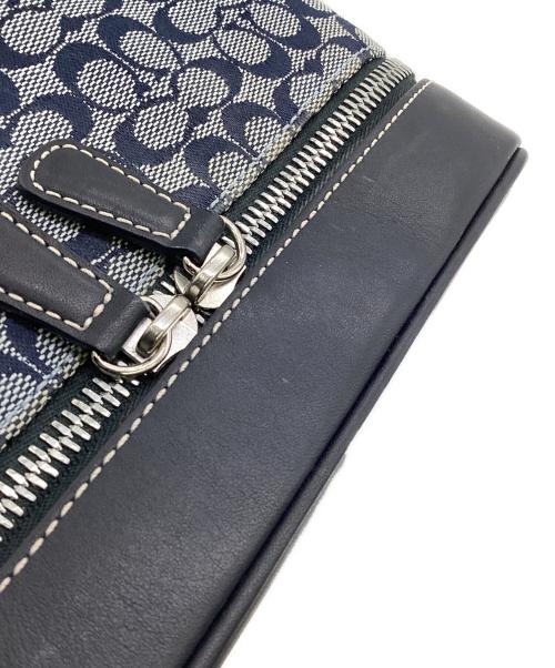 COACH（コーチ）COACH (コーチ) シグネチャー コスメバッグ ネイビーの古着・服飾アイテム