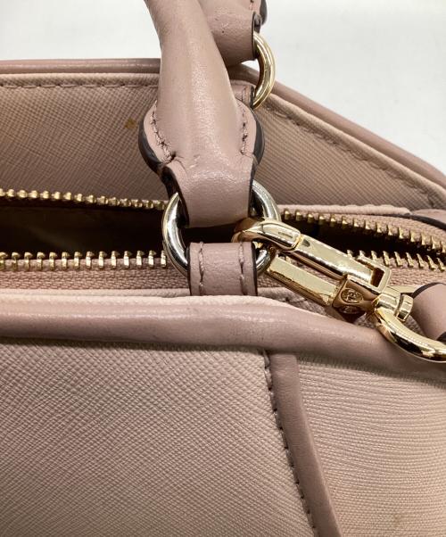 MICHAEL KORS（マイケルコース）MICHAEL KORS (マイケルコース) CLEO SMALL SAFFIANO LEATHER SATCHEL（クレオ スモール サフィアーノレザー サッチェル バッグ）2WAYバッグ ピンクの古着・服飾アイテム
