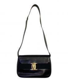 Salvatore Ferragamo（サルヴァトーレ フェラガモ）の古着「ヴァラ リボン ショルダーバッグ」｜ブラック