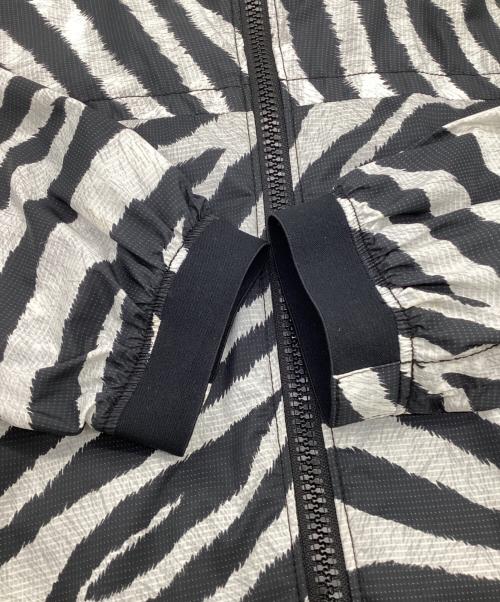 THE NORTHFACE PURPLELABEL（ザ・ノースフェイス パープルレーベル）THE NORTHFACE PURPLELABEL PERTEX Zebra Print Mountain Wind Parka（パーテックス ゼブラ プリント マウンテン ウィンド パーカ） ブラック×ホワイト サイズ:WMの古着・服飾アイテム